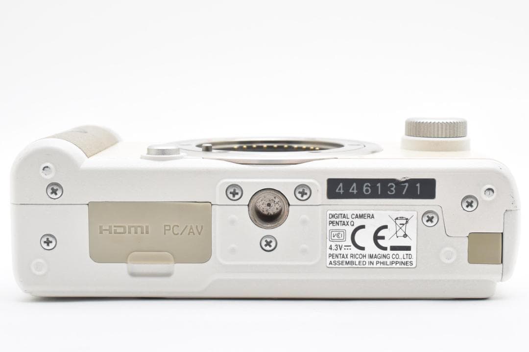 超美品 ペンタックス Q ミラーレスデジタルカメラボディ ホワイト Pentax