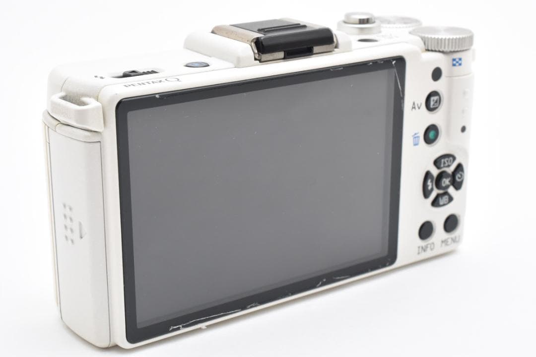 超美品 ペンタックス Q ミラーレスデジタルカメラボディ ホワイト Pentax