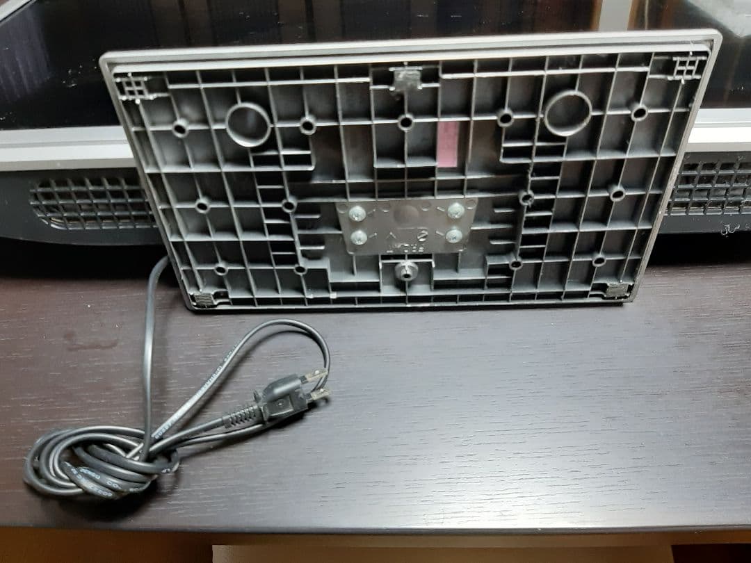 32インチ　液晶テレビ