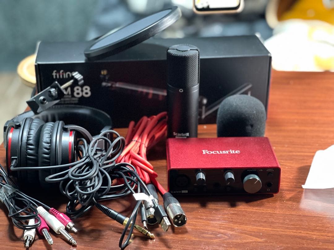 Focusrite Scarlett オーディオインターフェイスセット Focusrite Scarlett solo (4th Gen) 2in 2out オーディオ