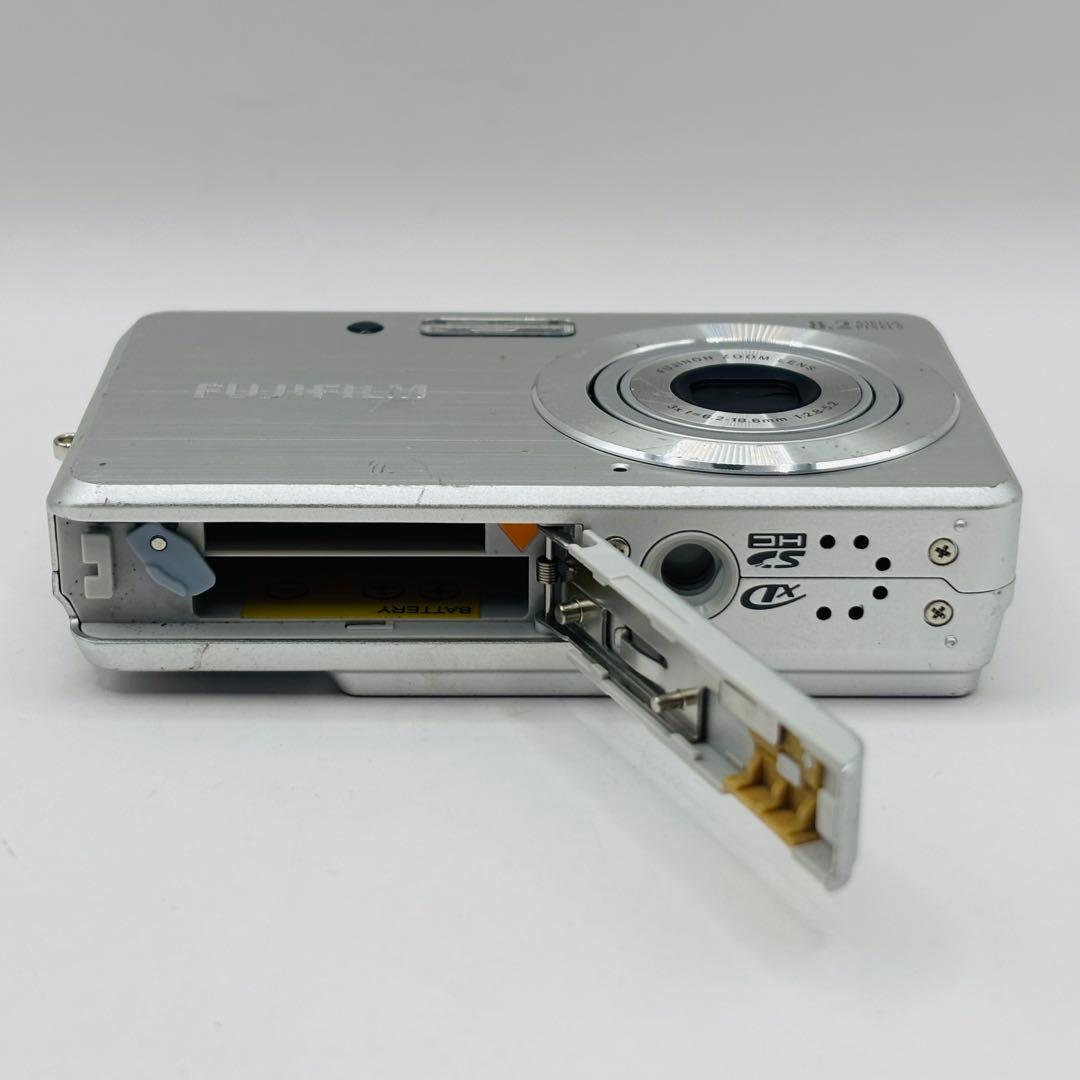 動作確認済み　FUJIFILM Fine Pix J10 デジタルカメラ