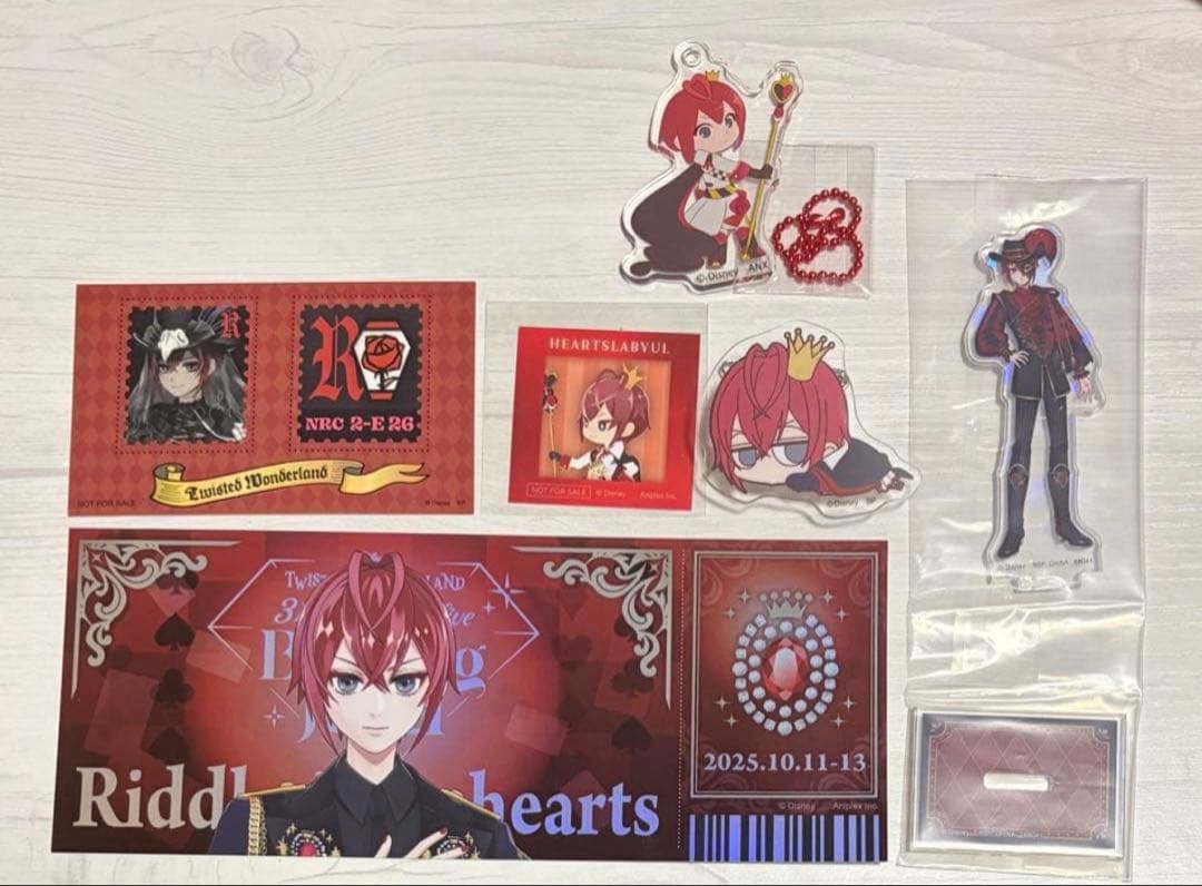 ツイステ リドル・ローズハート まとめ売り - メルカリ