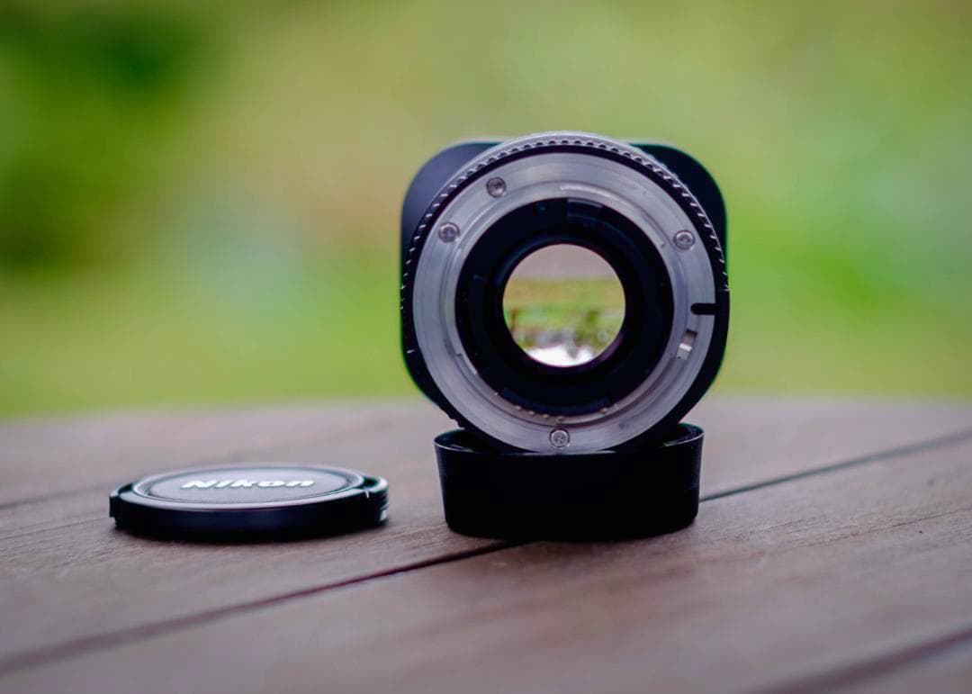 美品 Nikon AF Nikkor 35mm f/2D レンズ – 日本製