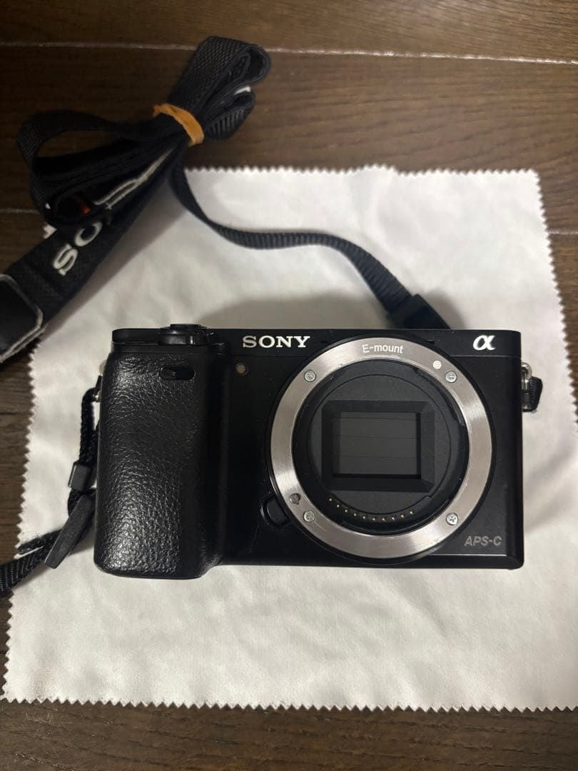 SONY α6000 ミラーレス一眼カメラ　ジャンク