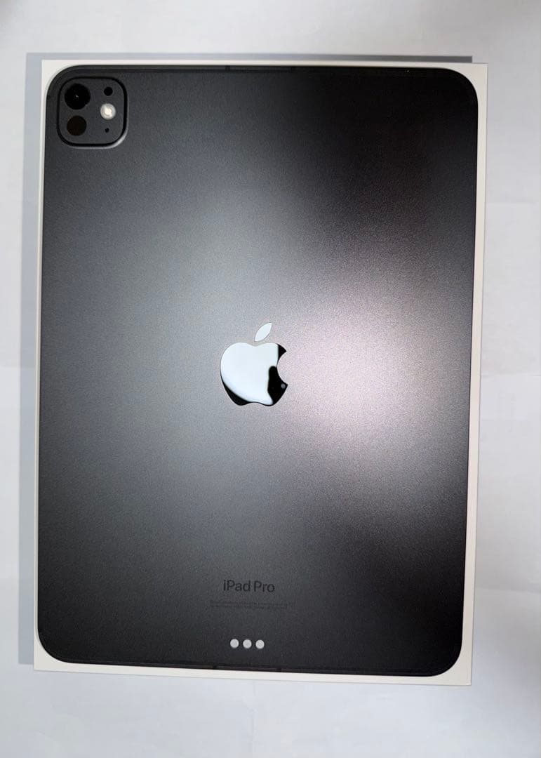 iPad Pro 11インチ (M4) 1TB Magic Keyboard付き