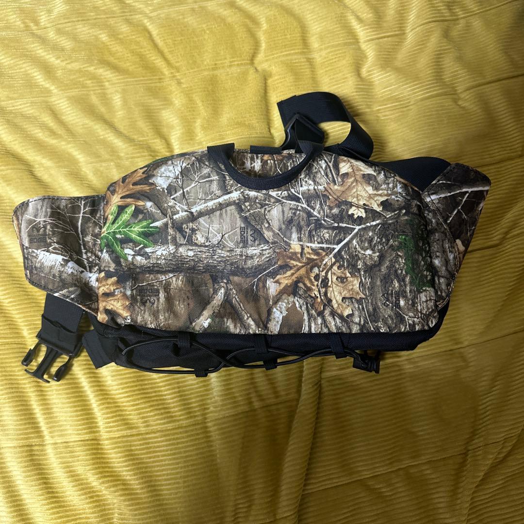 Supreme 迷彩 ボディバッグ - メルカリ