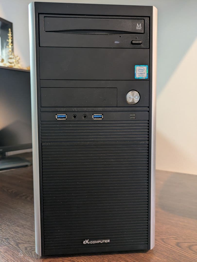 【極上美品】BTOパソコン ツクモ エアロストリームRM7J-D180/T2 極上美品】BTOパソコン ツクモ エアロストリームRM7J-D180/T2 - メルカリ