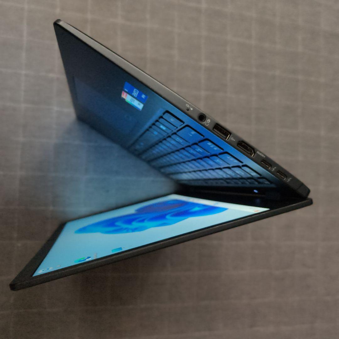 美品 Dynabook 超軽量 驚速 12世代i5 16GB 512GB 35