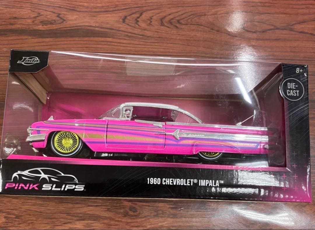 ジャダトイズ ピンクスリップ 1960 シボレー インパラ ローライダー