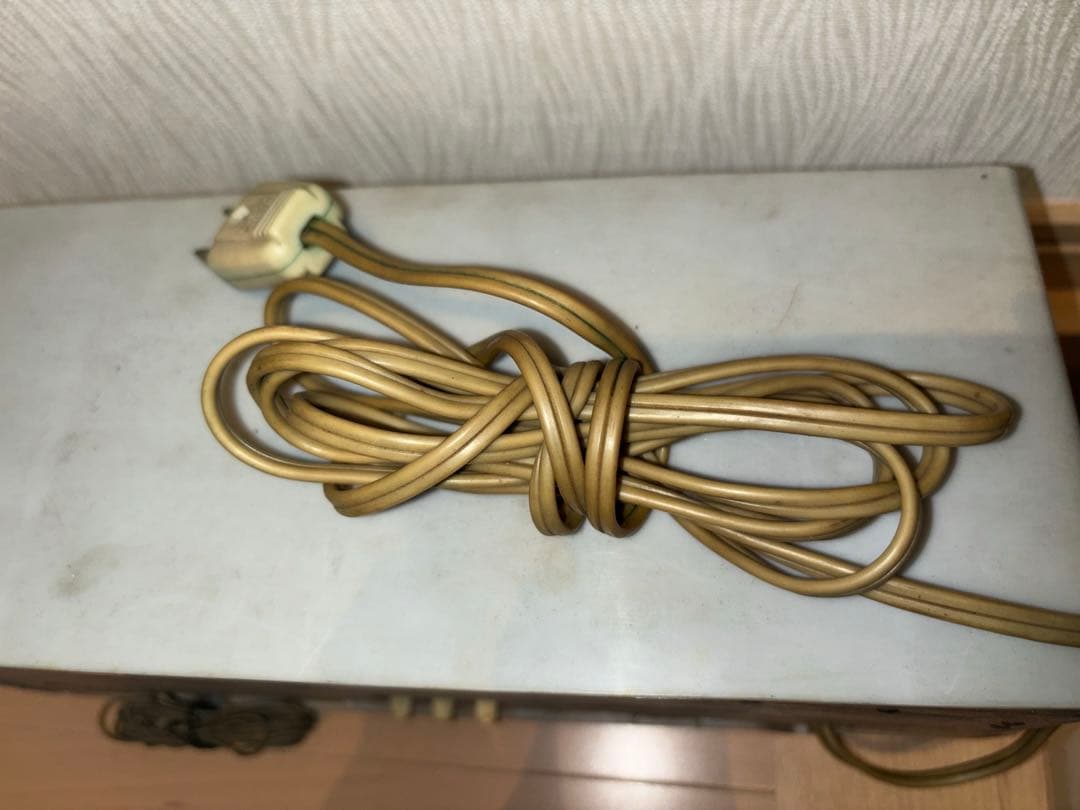 【昭和レトロ】東芝 真空管ラジオ かなりやFS 5UL-428【ジャンク扱い】