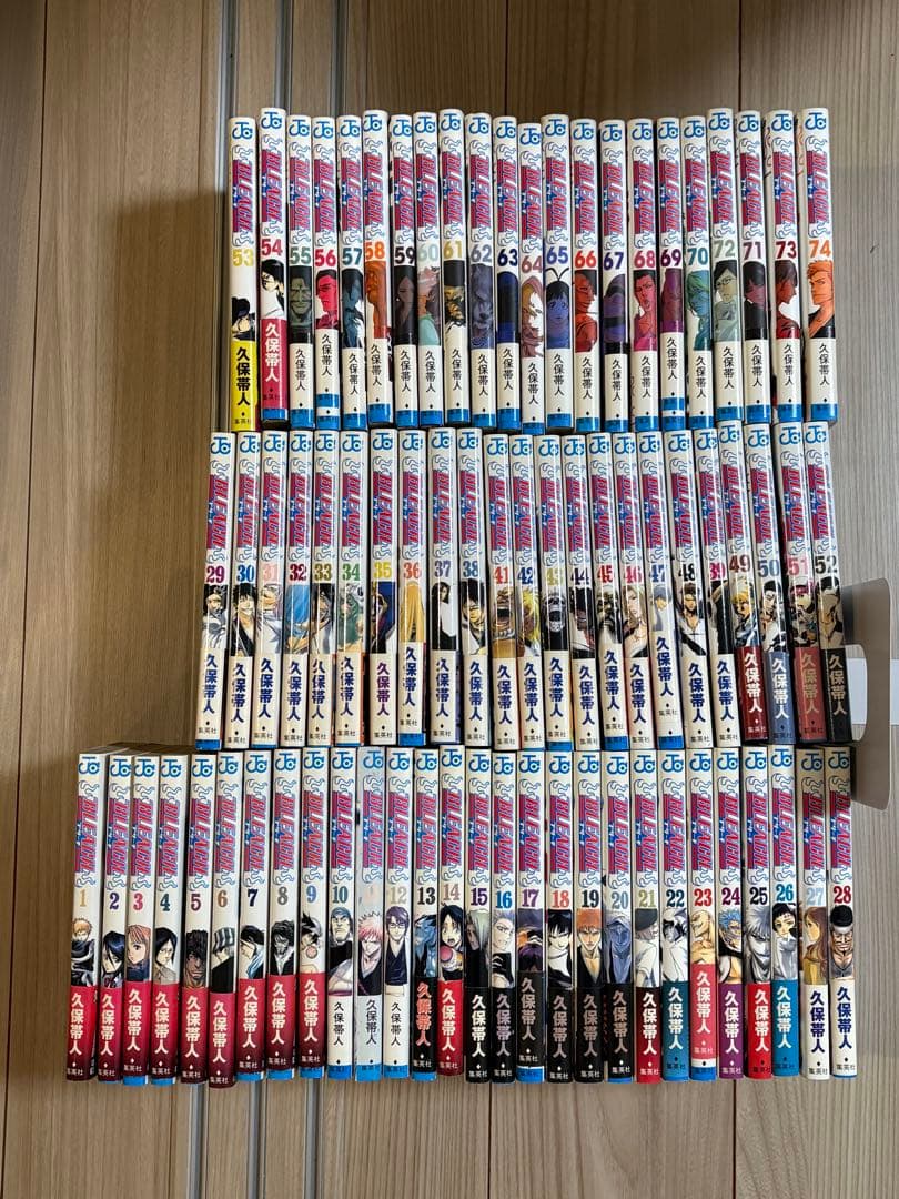 BLEACH　ブリーチ　全巻セット BLEACH ブリーチ 全巻 セット 全74巻 オフィシャルキャラクターブック