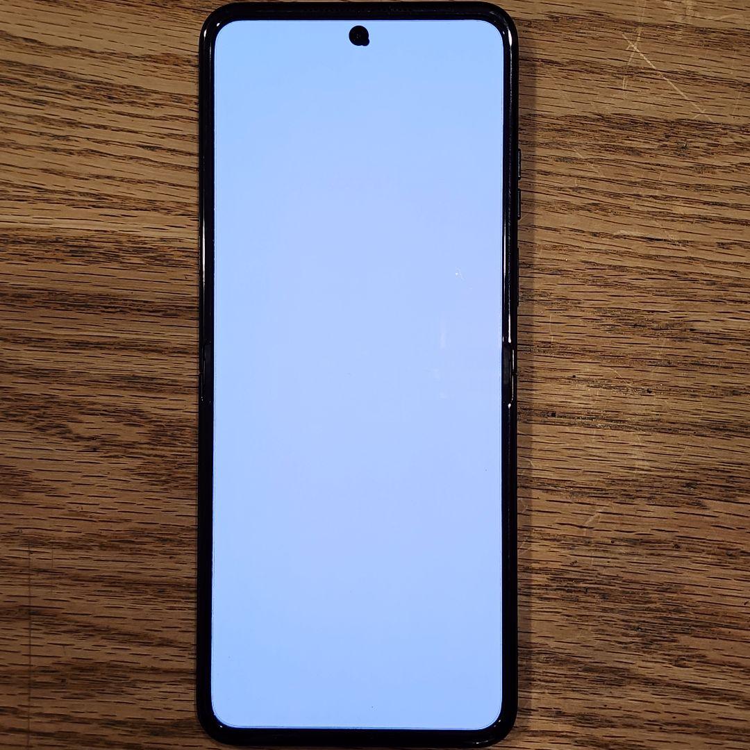 512GB moto razr 50 ultra simフリー