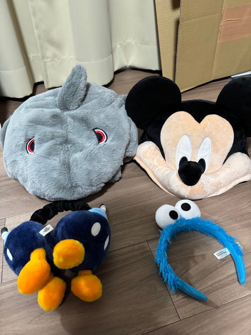 USJ・ディズニー カチューシャ・キャップ セット売り - メルカリ