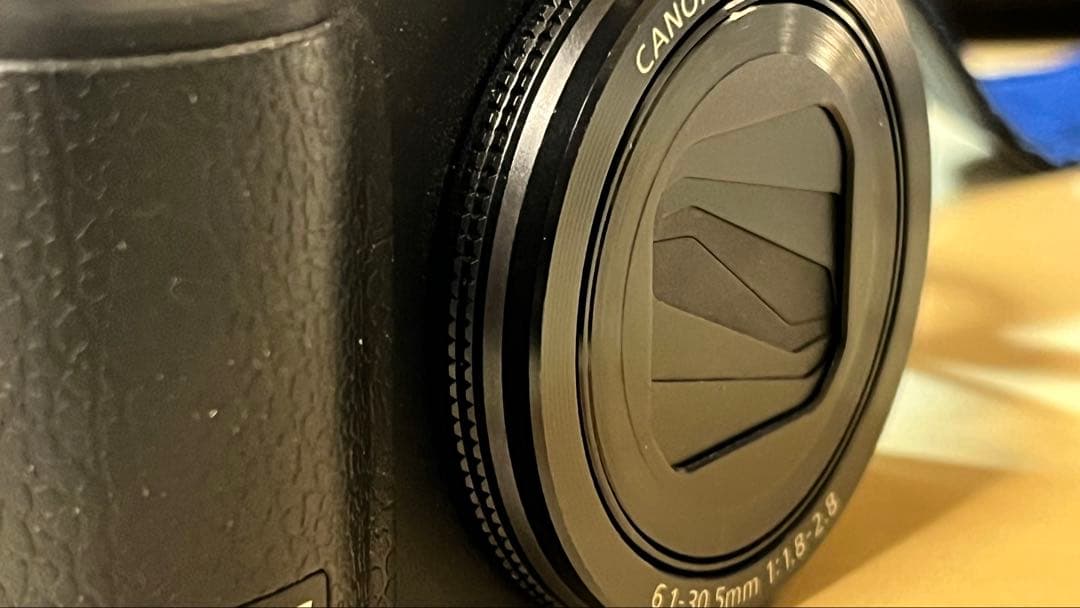 Canon PowerShot G16 本体、バッテリー、取扱説明書付き