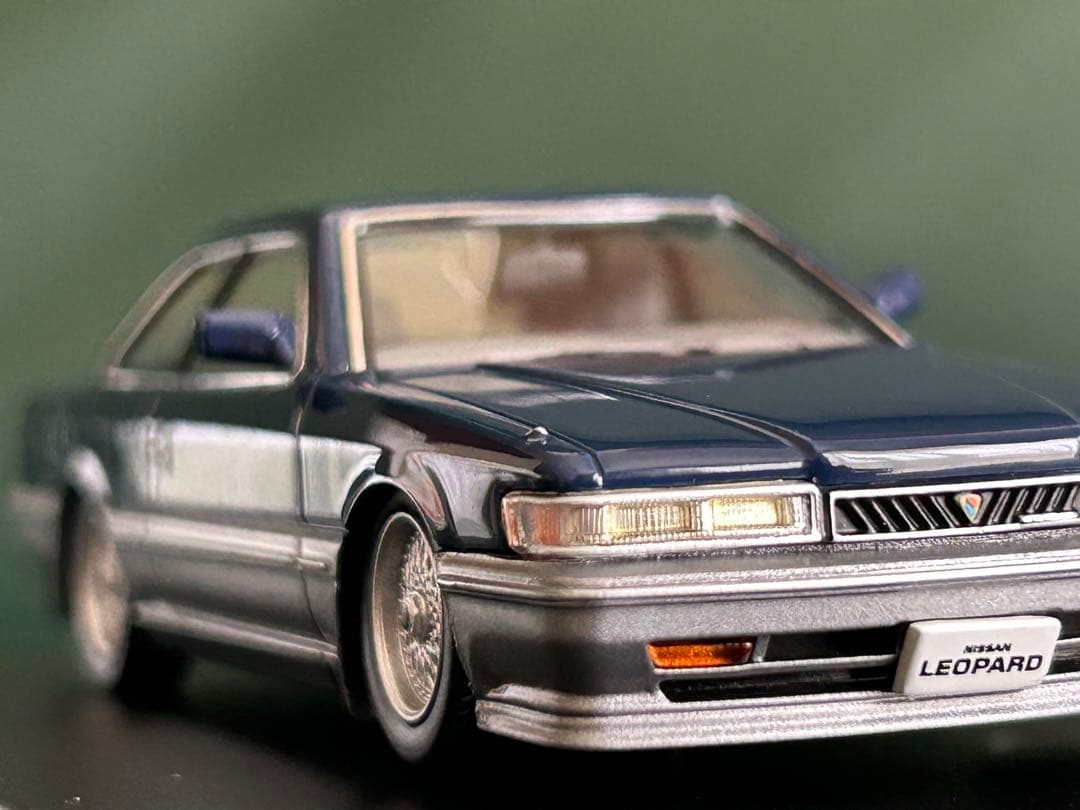 1/43 DISM F31 レパード アルティマ ダークブルーツートン - メルカリ