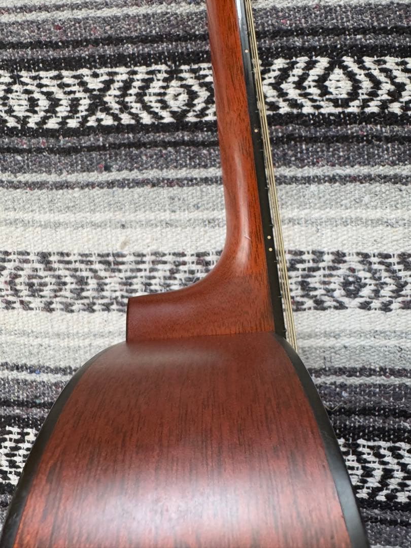 2007年Martin ooo-16GT USA製 - メルカリ