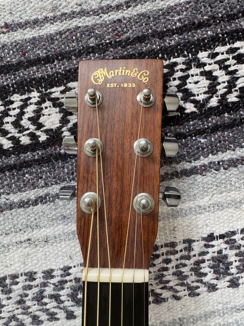 2007年Martin ooo-16GT USA製 - メルカリ