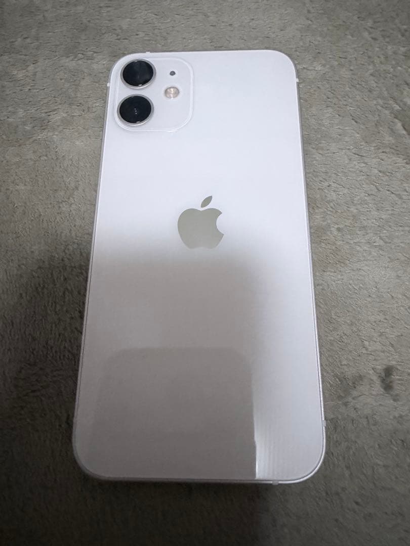 iPhone12mini バッテリー残量85％