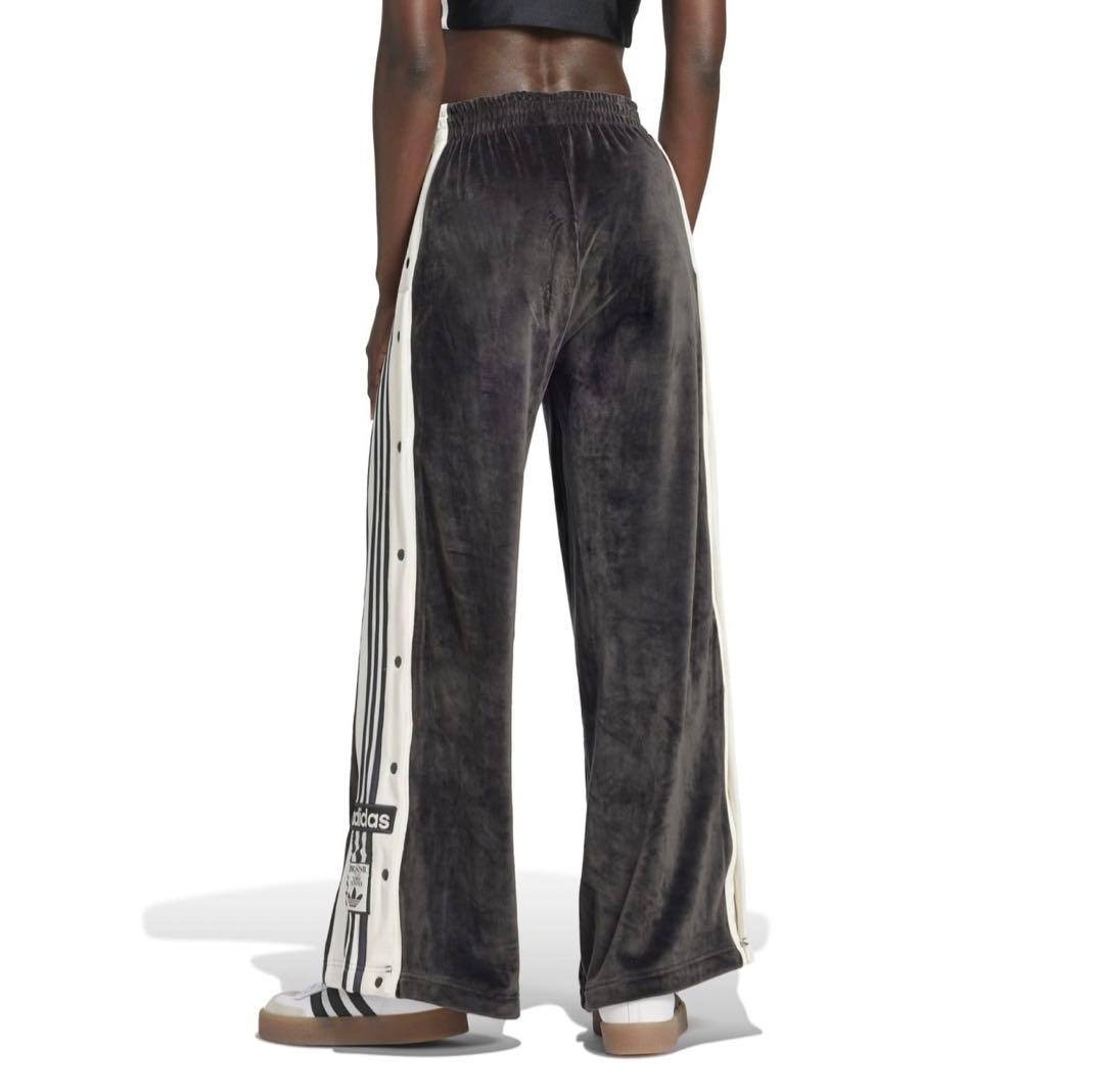 新品アディダス アディブレイクベロア トラックトップ重盛さと美着用