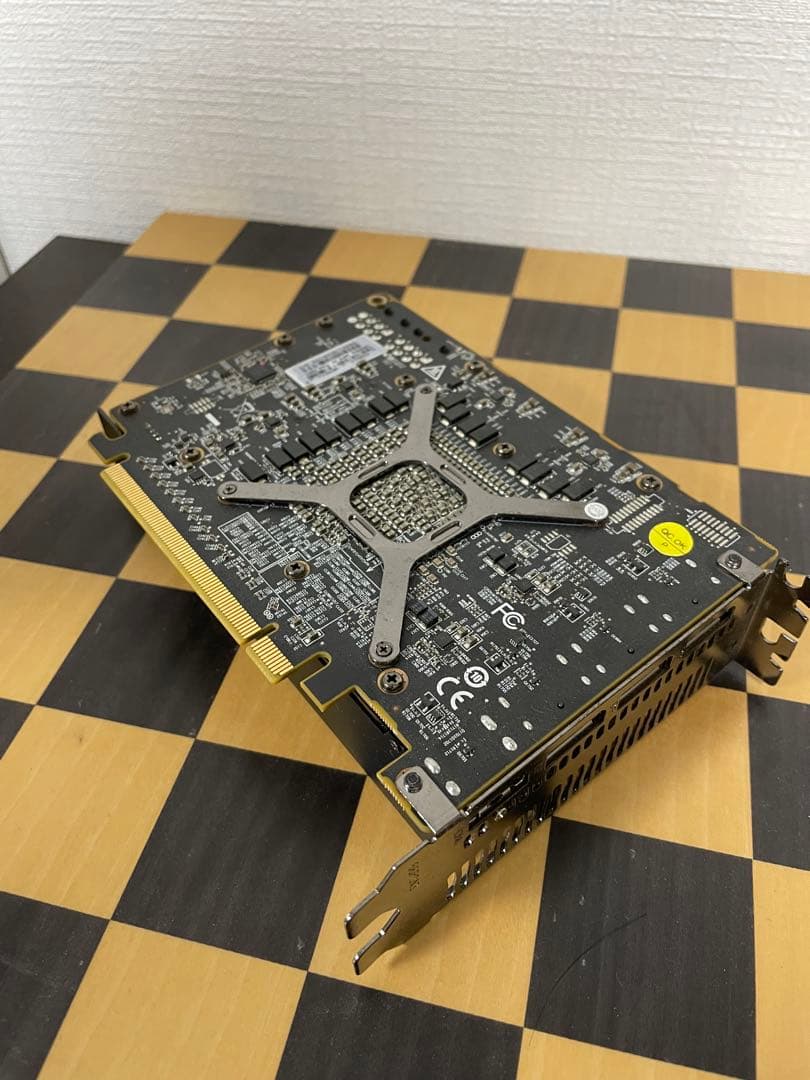 グラフィックボード・グラボ・ビデオカード Radeon RX Vega 56 Nano 8G