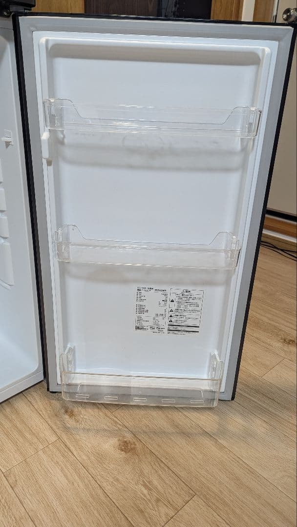 冷蔵庫　一人暮らし　maxzen　138L　黒　 2021年製