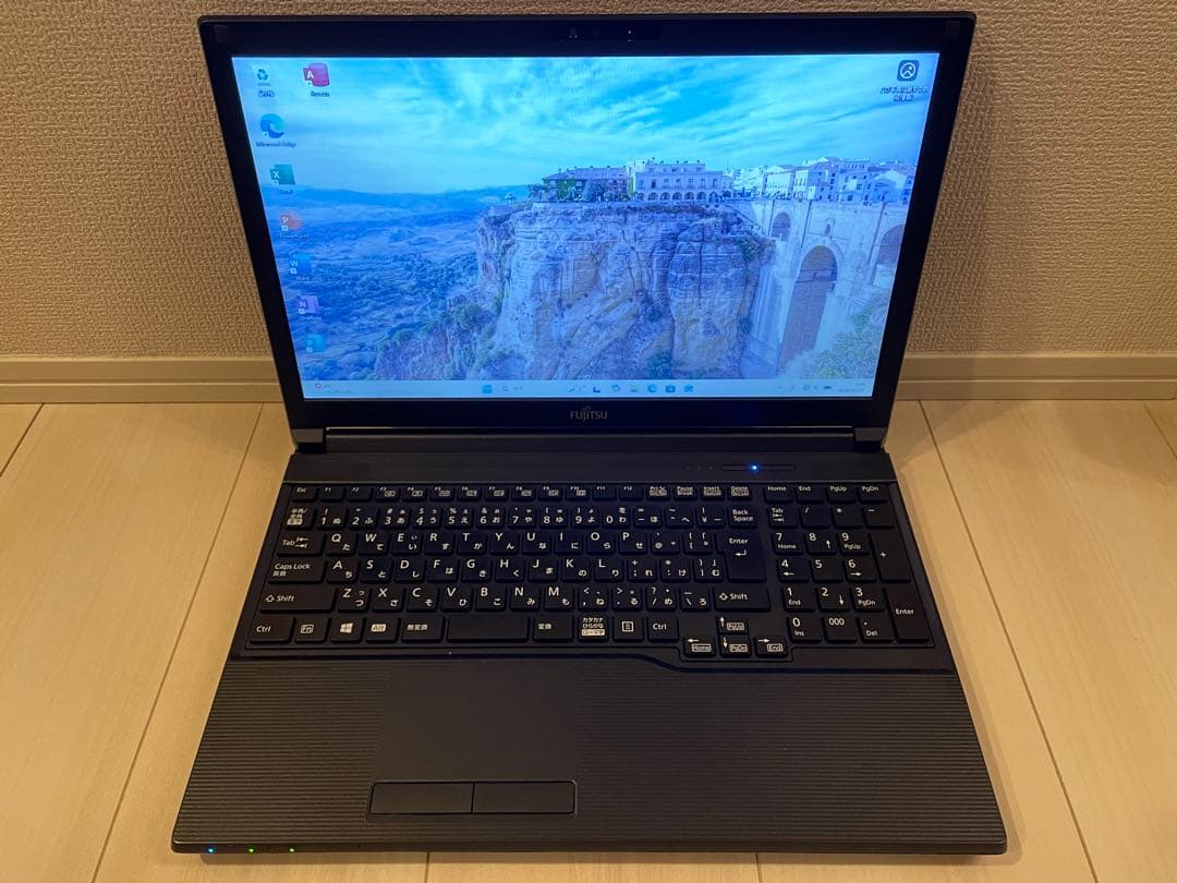 富士通 A5511/G i3 11世代256GB DVDドライブ Office - メルカリ