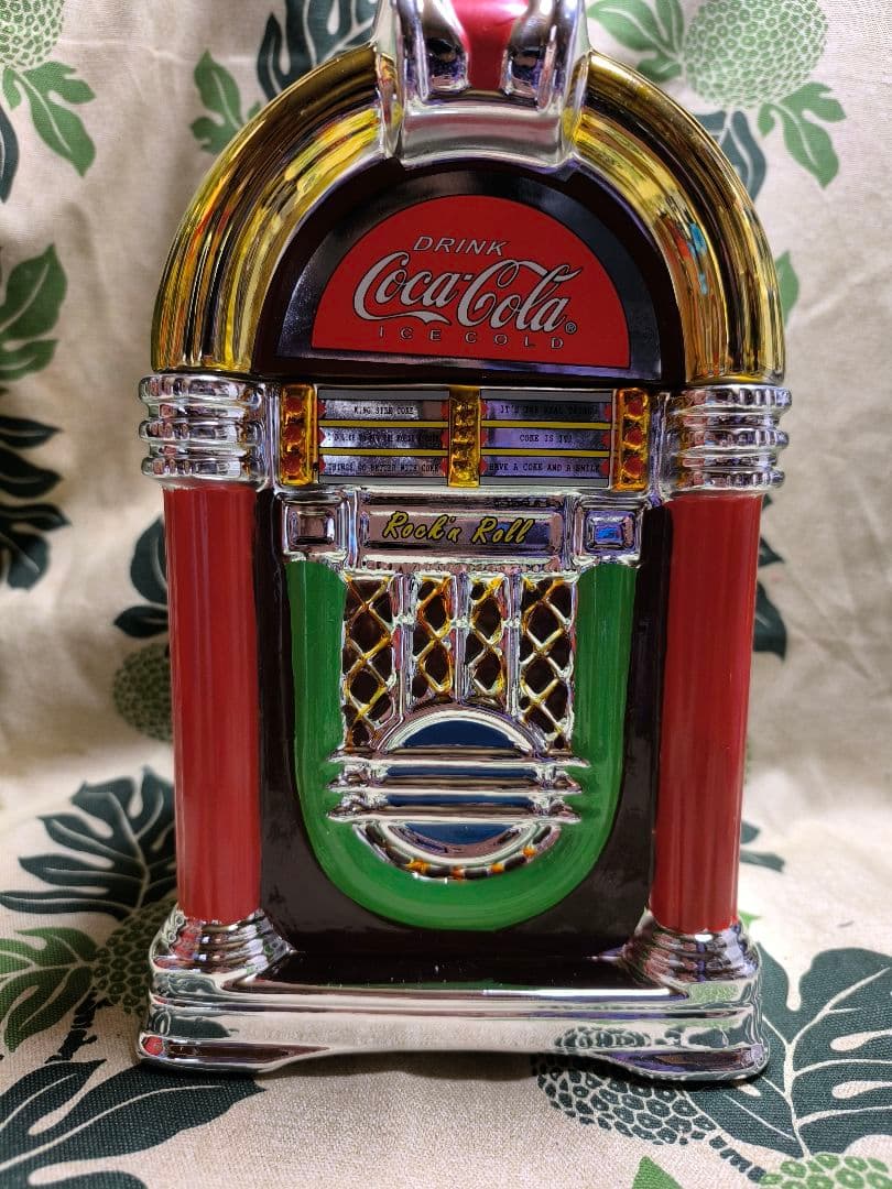 コカコーラ クッキージャー Amazon.com: Ceramic Coca-Cola Cookie Jar