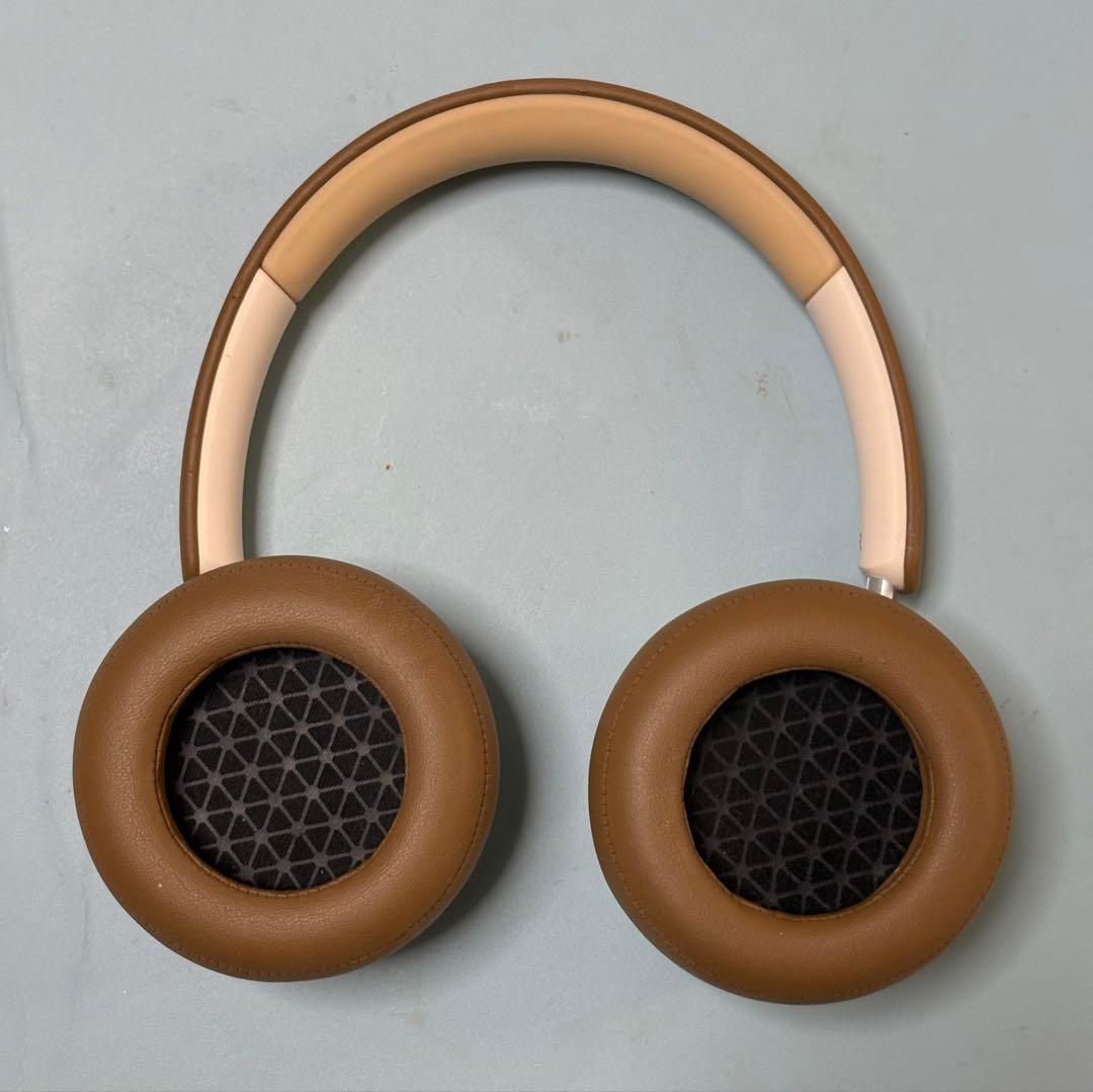 DALI ブルートゥースヘッドホン IO4 CARAMEL WHITE