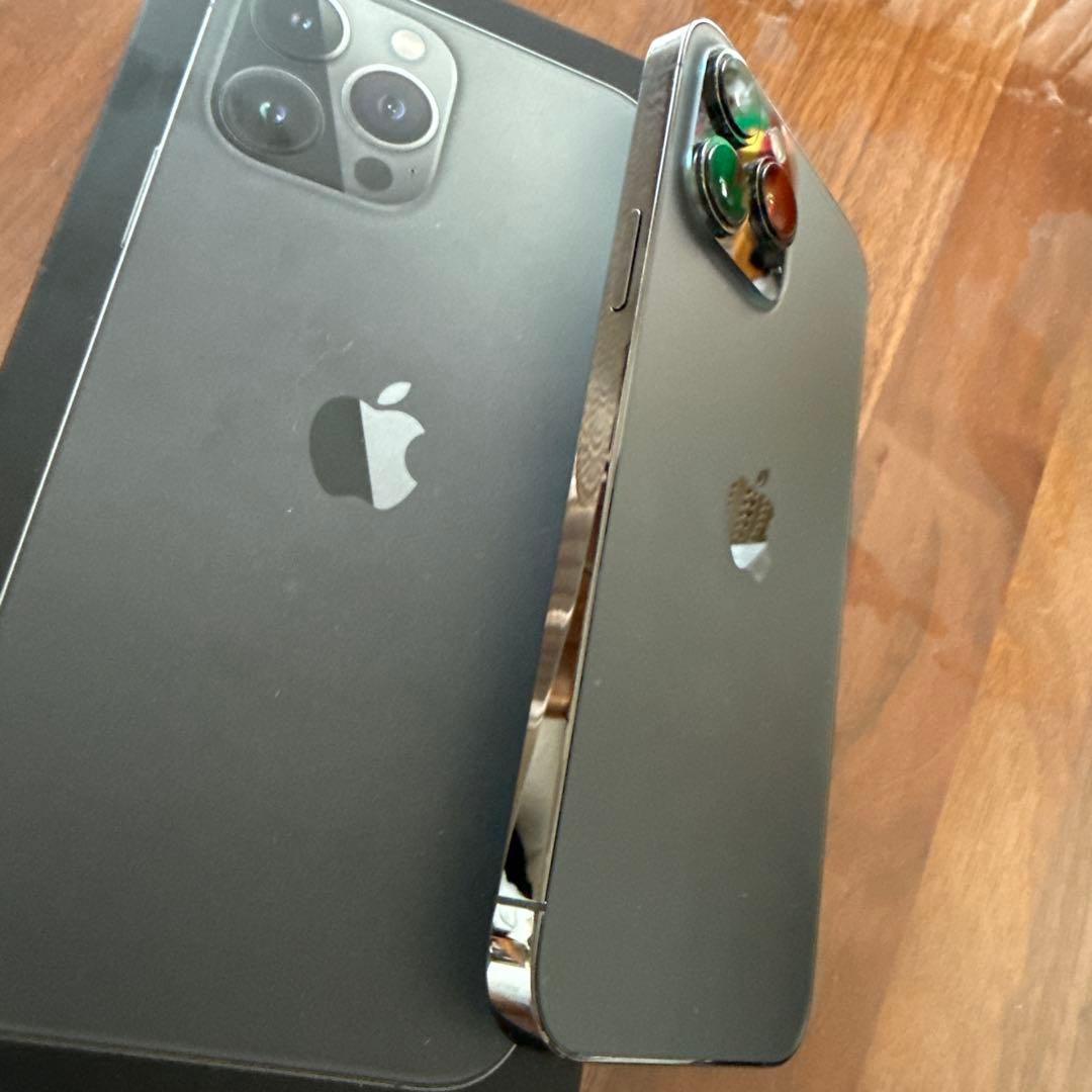 Apple iPhone 13 Pro M a xグラファイト本体 1TB大容量