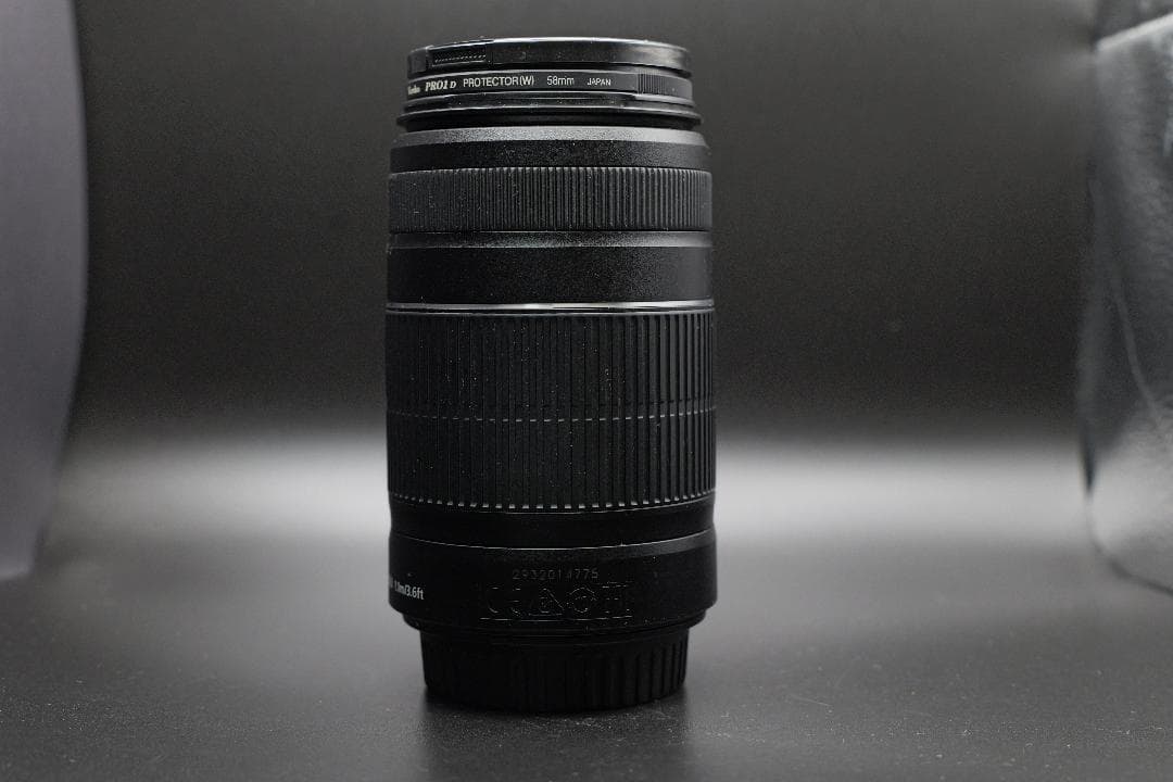 望遠レンズ　Canon EFS 55-250mm F4-5.6 IS ll