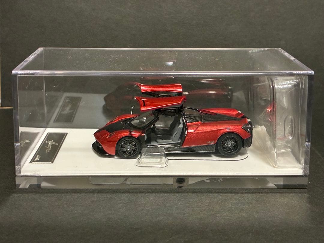 HKM Premium 1/64 パガーニ ウアイラ 999台限定