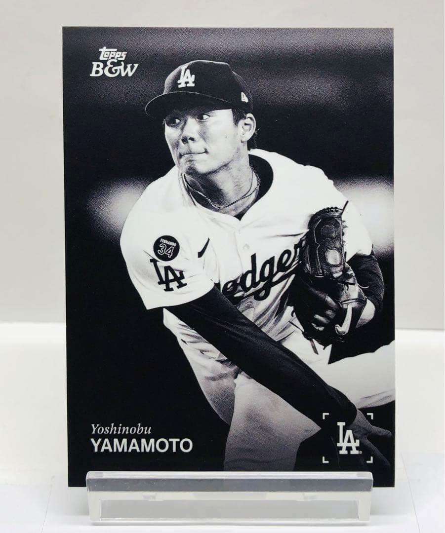 2025 山本由伸 Topps Black & White #063