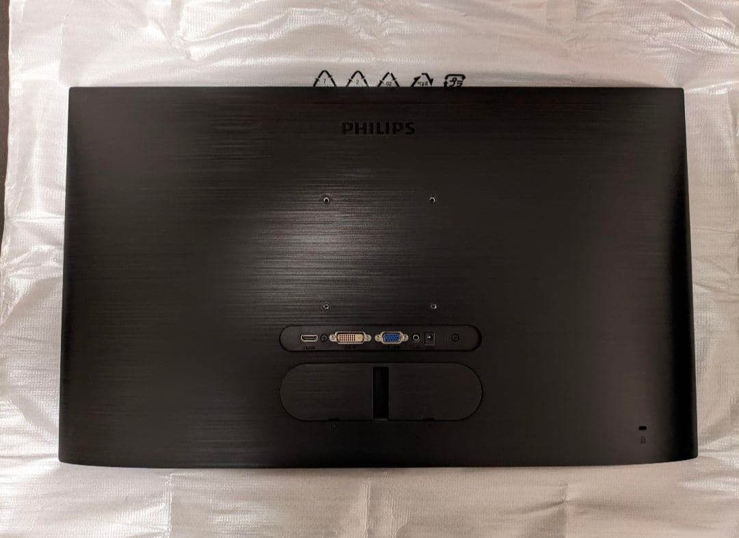 モニター27インチ　FHILIPS