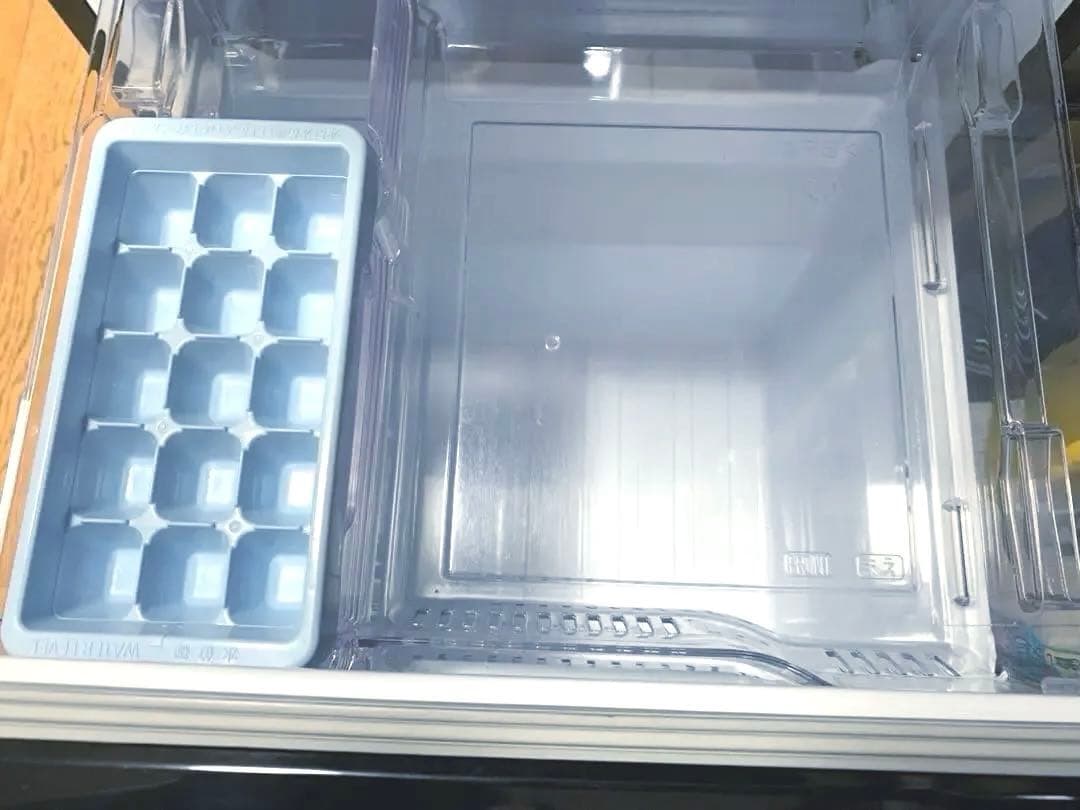 三菱の冷蔵庫　MR-P15E-B 2020年製