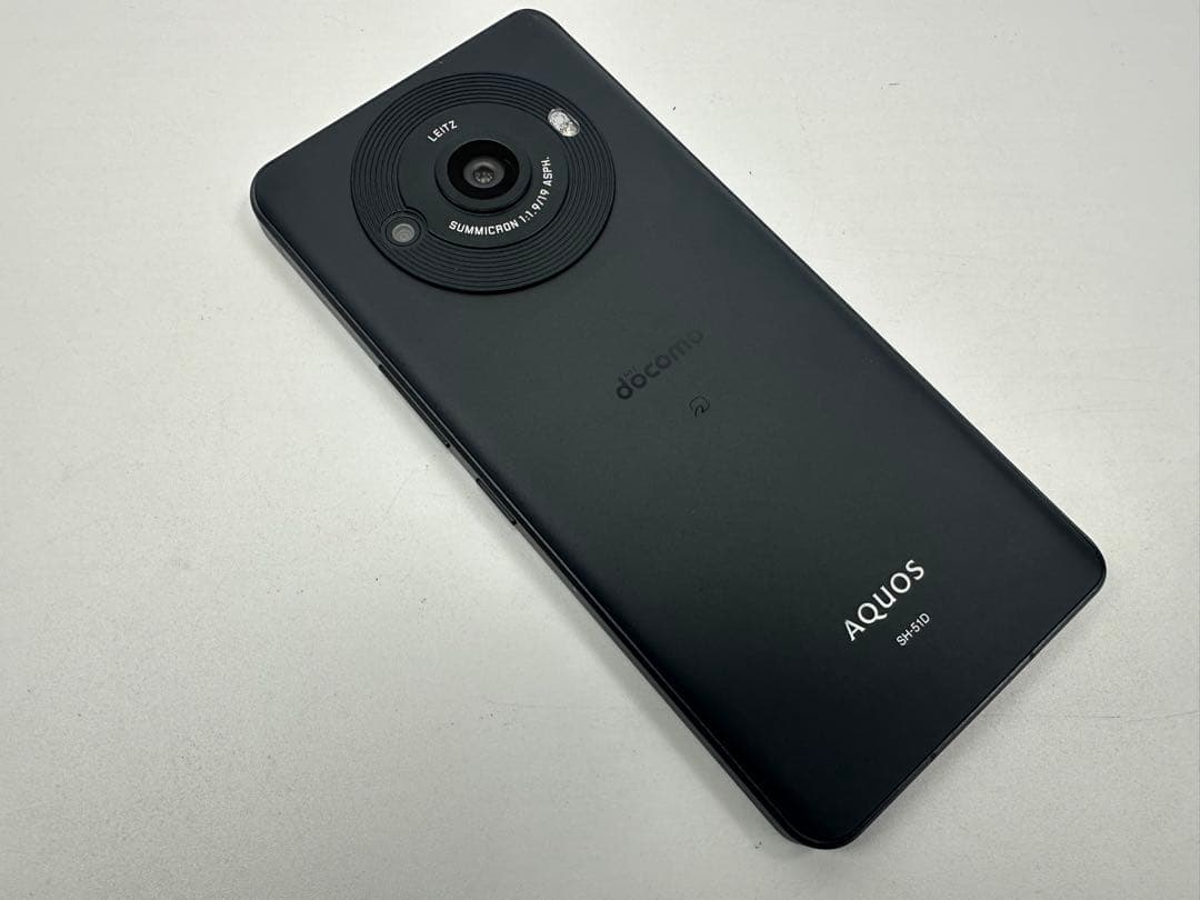 新品同様 Aquos R8 pro docomo 256gb simフリー