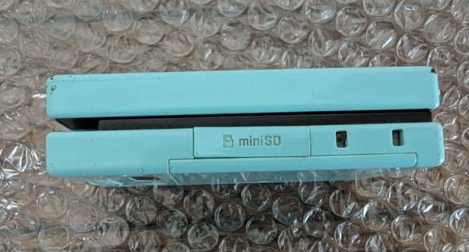 au neon　ミズイロ　W42T 本体　深澤直人　汎用充電器付き