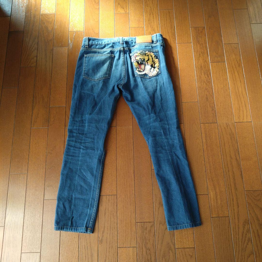 GUCCI トラ刺繍 ストレートデニム 26 GUCCI - 極美品 グッチ GUCCI パンツ デニムパンツ コットン トラ刺繍
