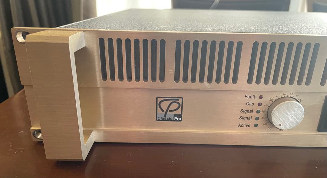 CLASSIC PRO CP1400 パワーアンプ クラシックプロ①