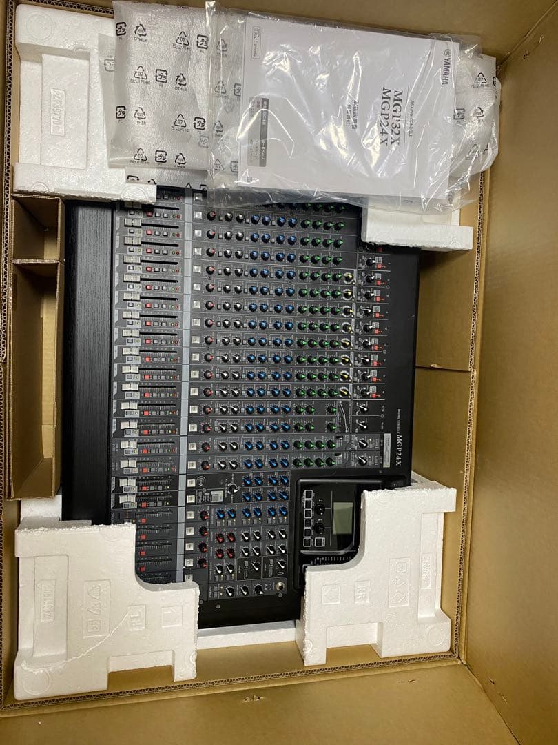 YAMAHA MGP24X 24CHアナログミキサー ヤマハ