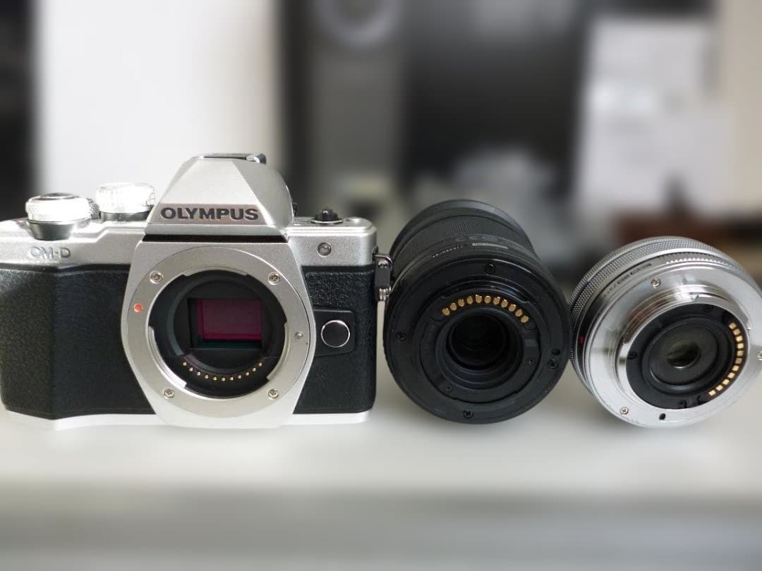 OLYMPUS OM-D E-M10 Mark II EZダブルレンズキット