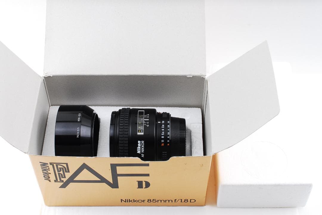 ニコン Nikon AF Nikkor 85mm F1.8D Lens