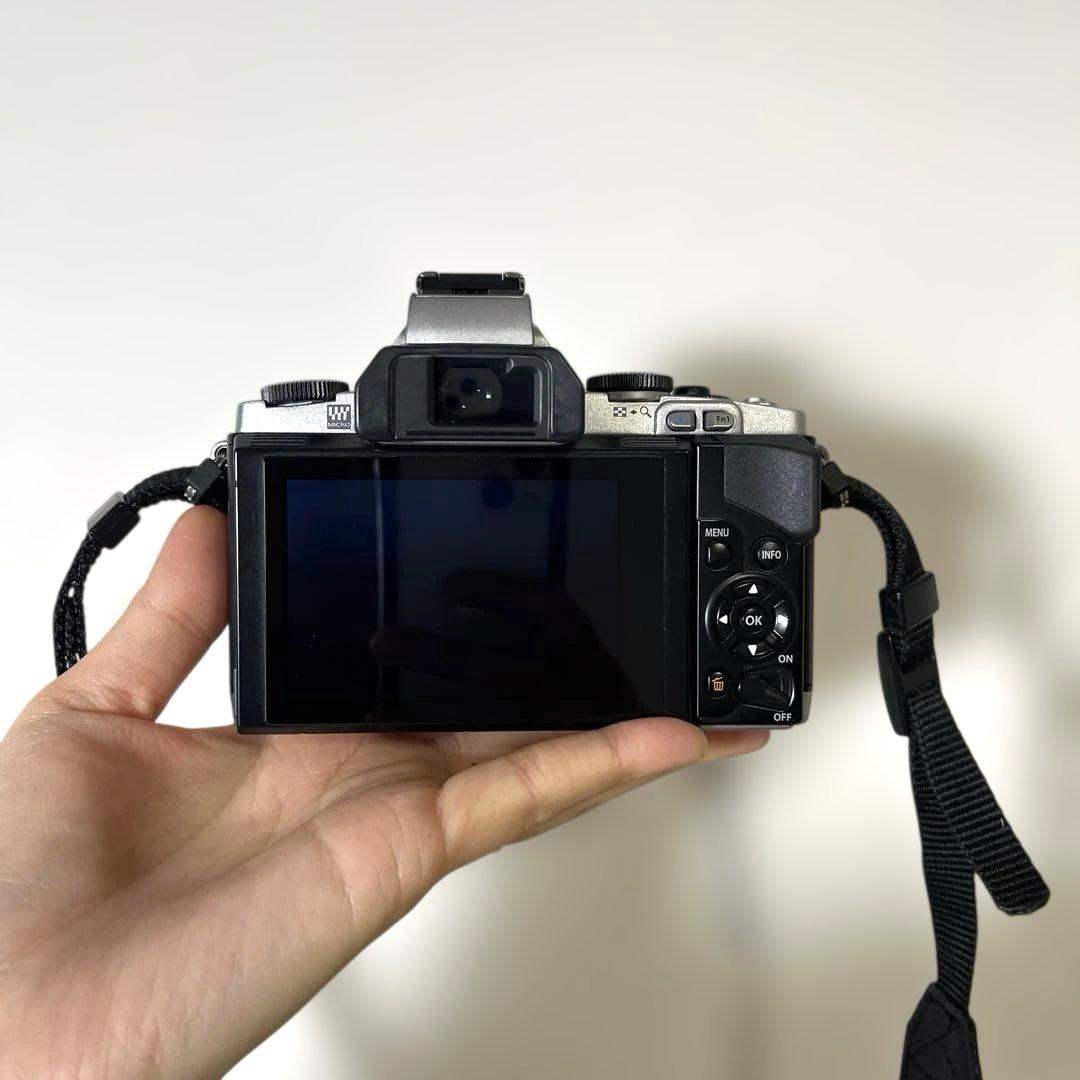 OLYMPUS OM-D E-M5 ボディ 【シャッター数6551】