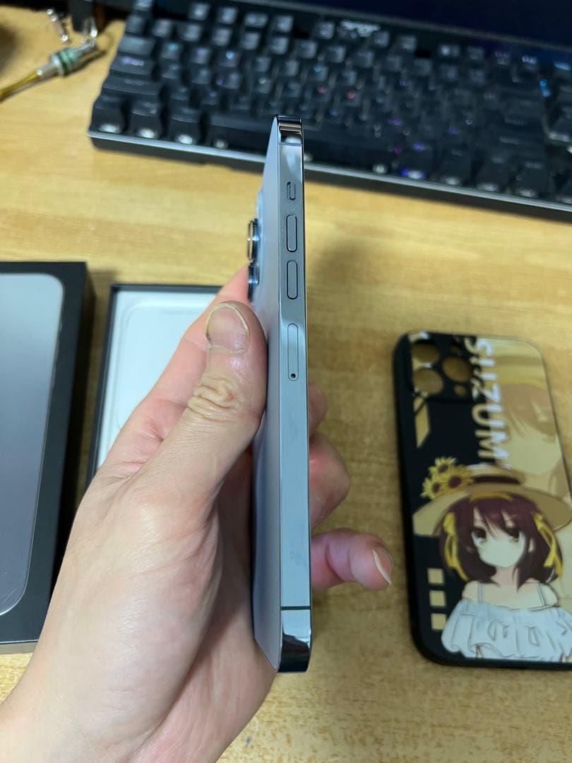 iPhone 13 Pro Max SIMフリー