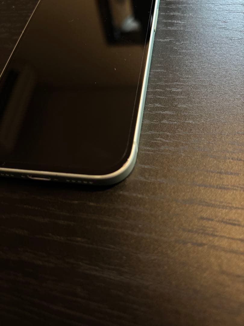 iPhone15 グリーン　128GB