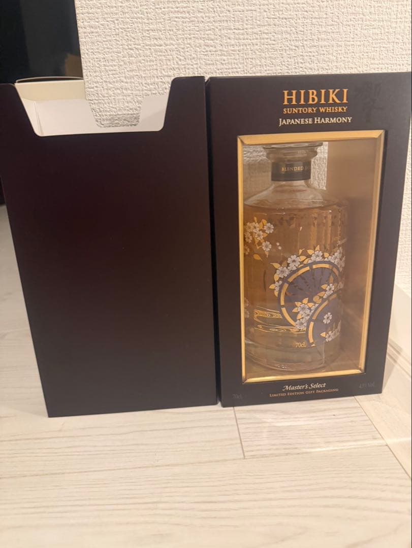 響 ジャパニーズハーモニー マスターズセレクト700ml Amazon.co.jp: サントリー 響 ジャパニーズハーモニー マスターズ