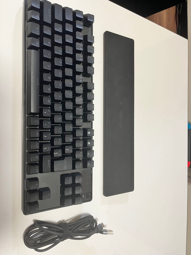 SteelSeries Apex Pro TKL メカニカルキーボード　第二世代