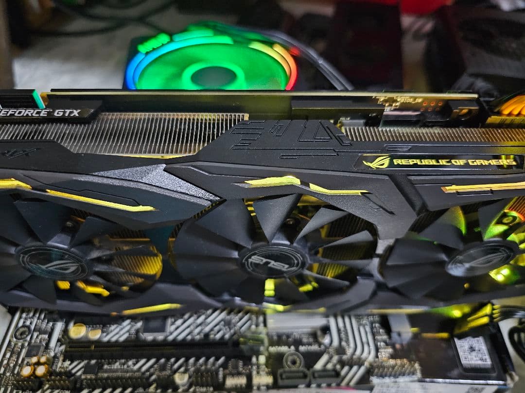 グラフィックボード・グラボ・ビデオカード NVIDIA ASUS ROG STRIX GTX1080Ti