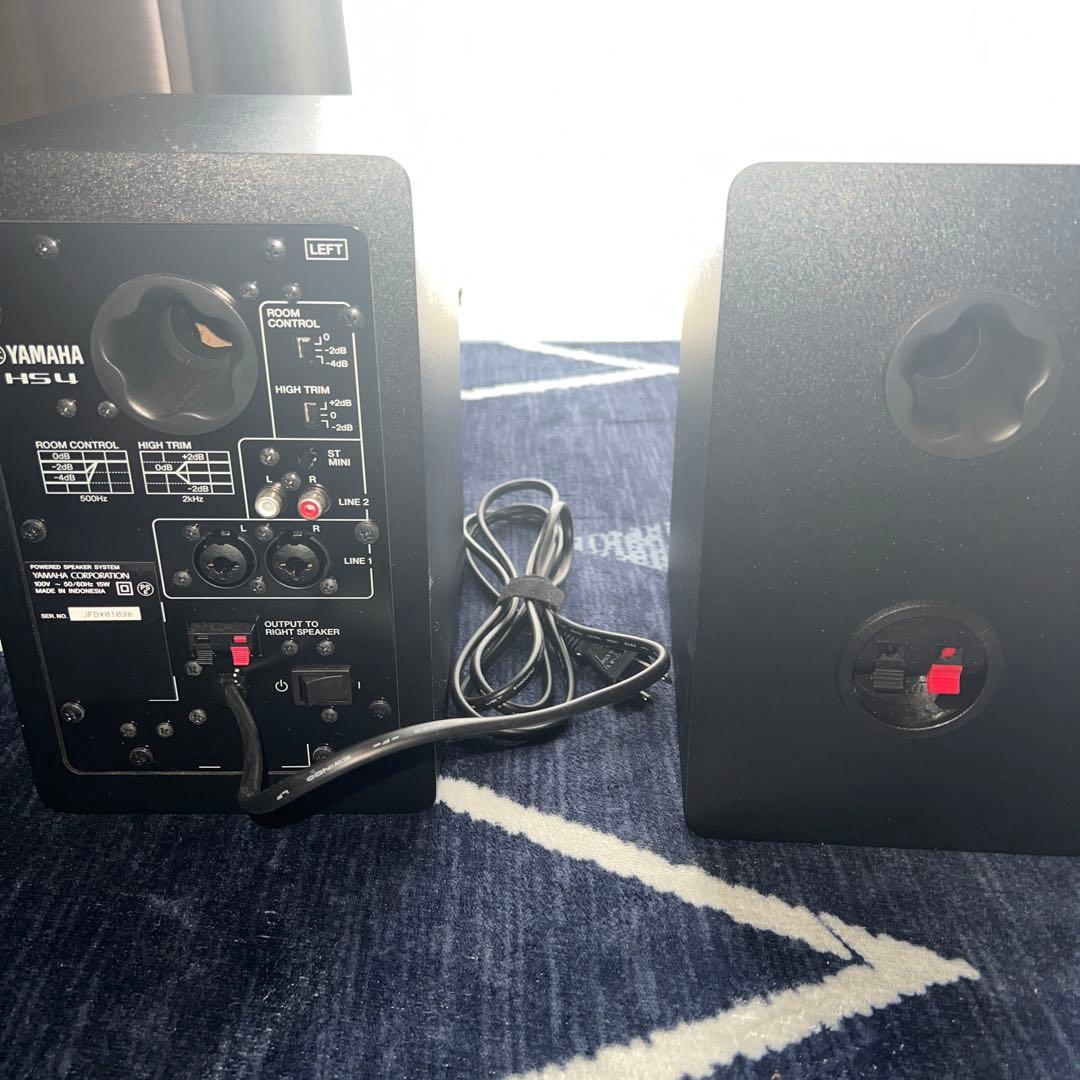 Yamaha HS4 パワードスタジオモニター