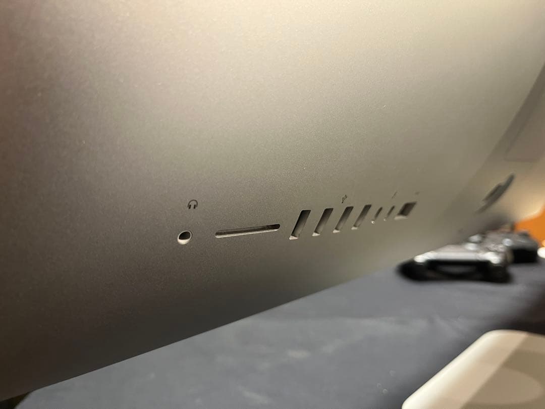 Apple iMac Retina 5K 2017【32GBメモリ付き】