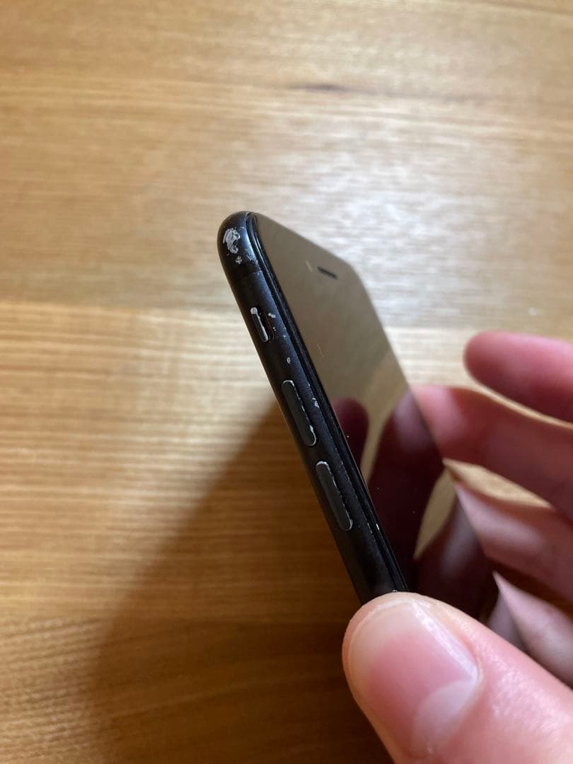 Apple iPhone SE (第2世代) ブラック 64gb ジャンク品 - メルカリ